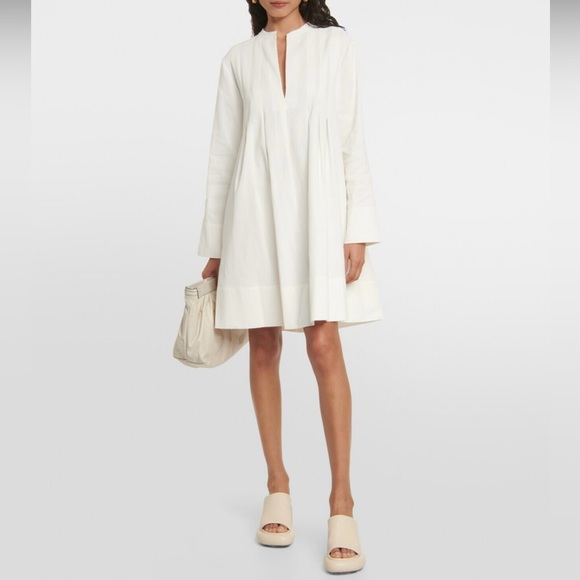 Vince Trapeze Pleats Long Sleeve Dress. New With Tags. Size 2. - Picture 1 of 16